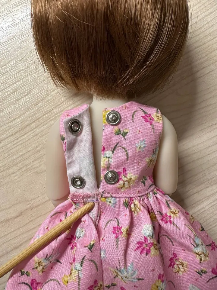 Tiny Charmer dress pattern for Siblies dolls