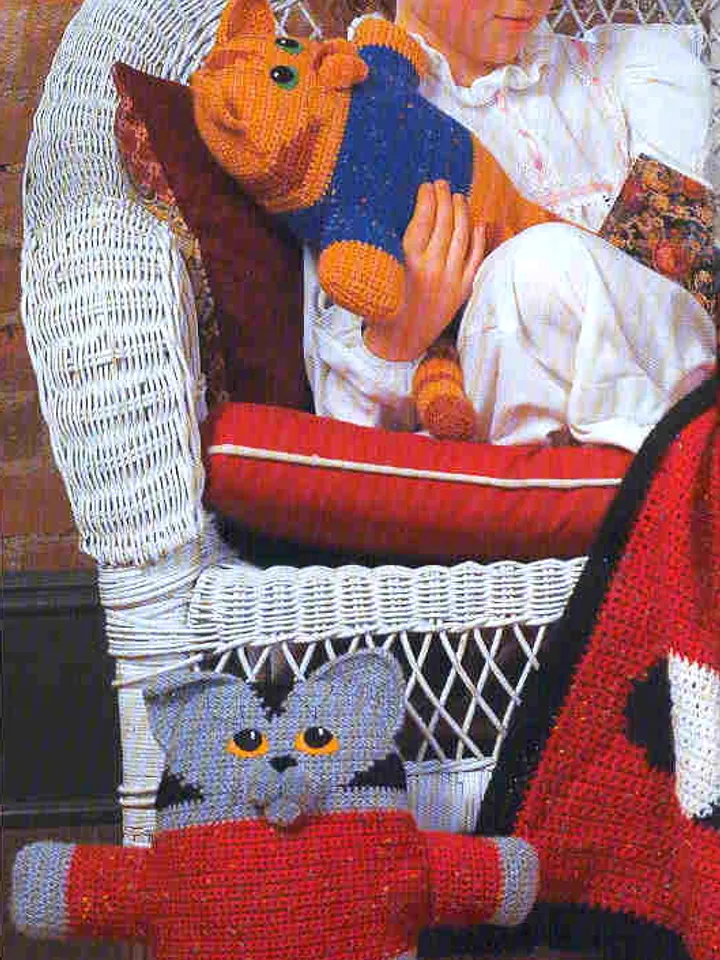 Cat Pillows Vintage Crochet Pattern 264 PDF Sweatered Kitties Crochet Toy