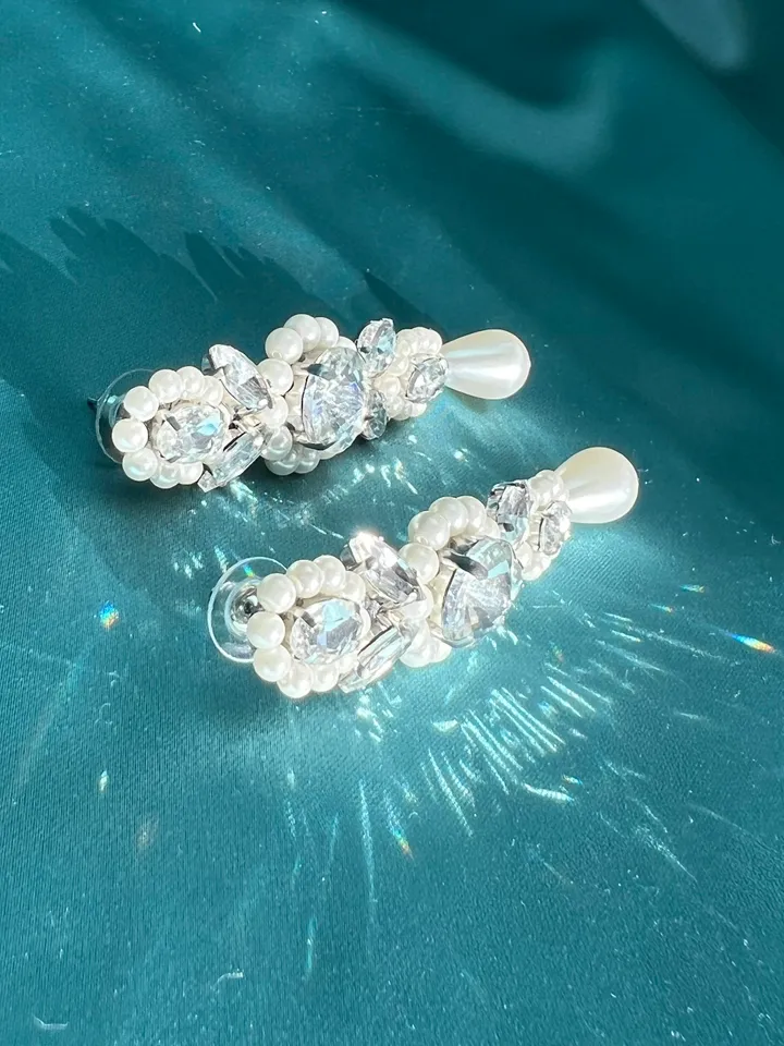 Bridal Pearl Crystal Cameo Earrings
