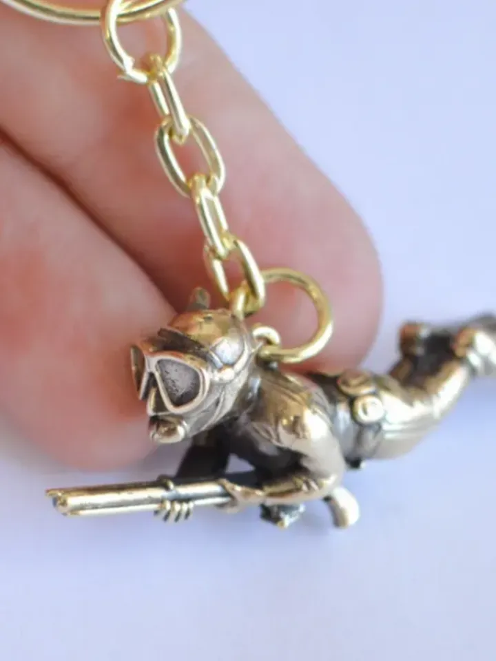 Keychain - underwater hunter