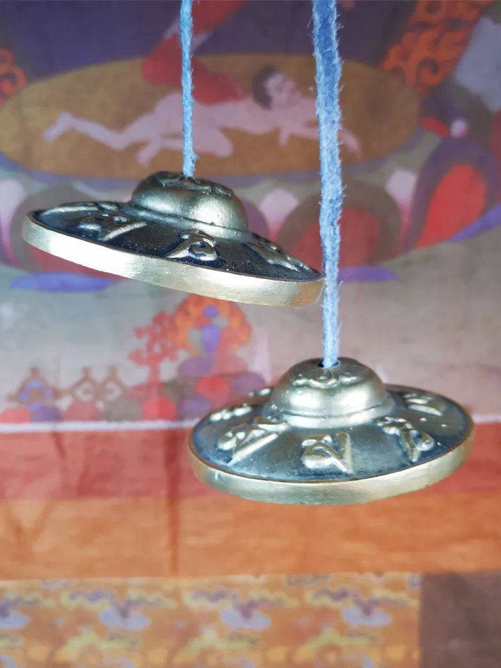 Gandhanra 6.5cm Tibetan Cymbals,Tingsha Bell,Buddhism Ritual Implement,Handmade in Nepal,Om Mani Padme Hum Mantra