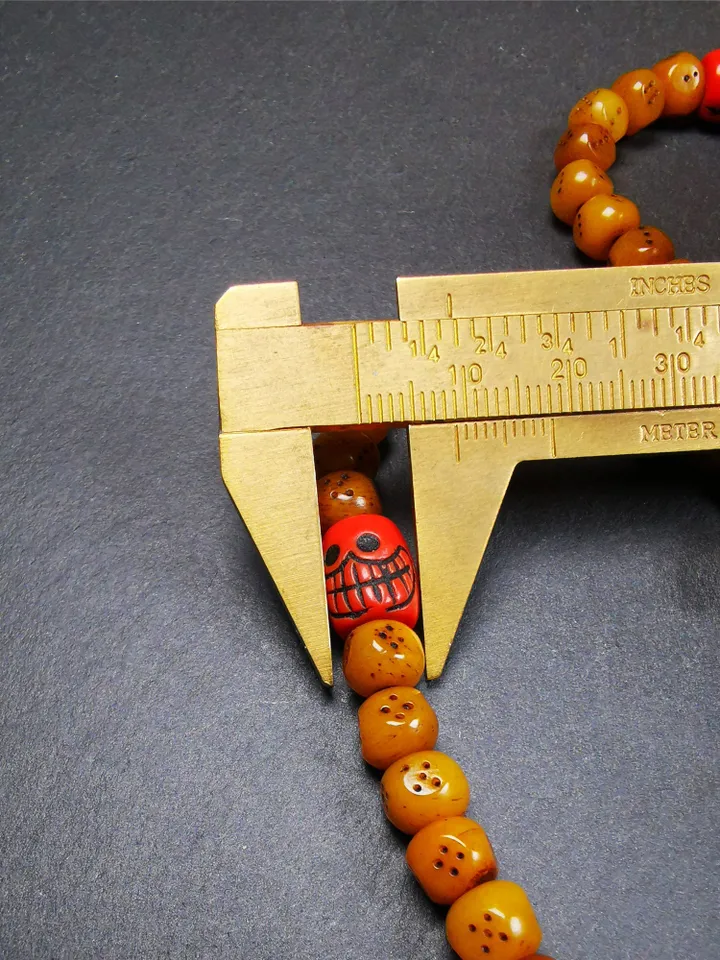 Gandhanra Handmade Tibetan Yak Bone Dice Beads Mala,108 Prayer Beads for Meditation,Diameter 7mm, Length 68cm