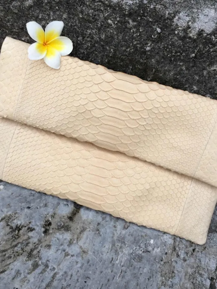 Genuine python skin cream handmade clutch, classy elegant leather envelope bag, purse free shipping, flat snake leather clutch,small clutch