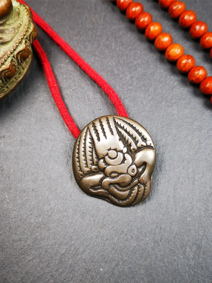 Gandhanra Unique Tibetan Buddhist Amulet Garuda,Garula,Suparna,Golden-winged Bird Pendant,Made of Thokcha,1.54"