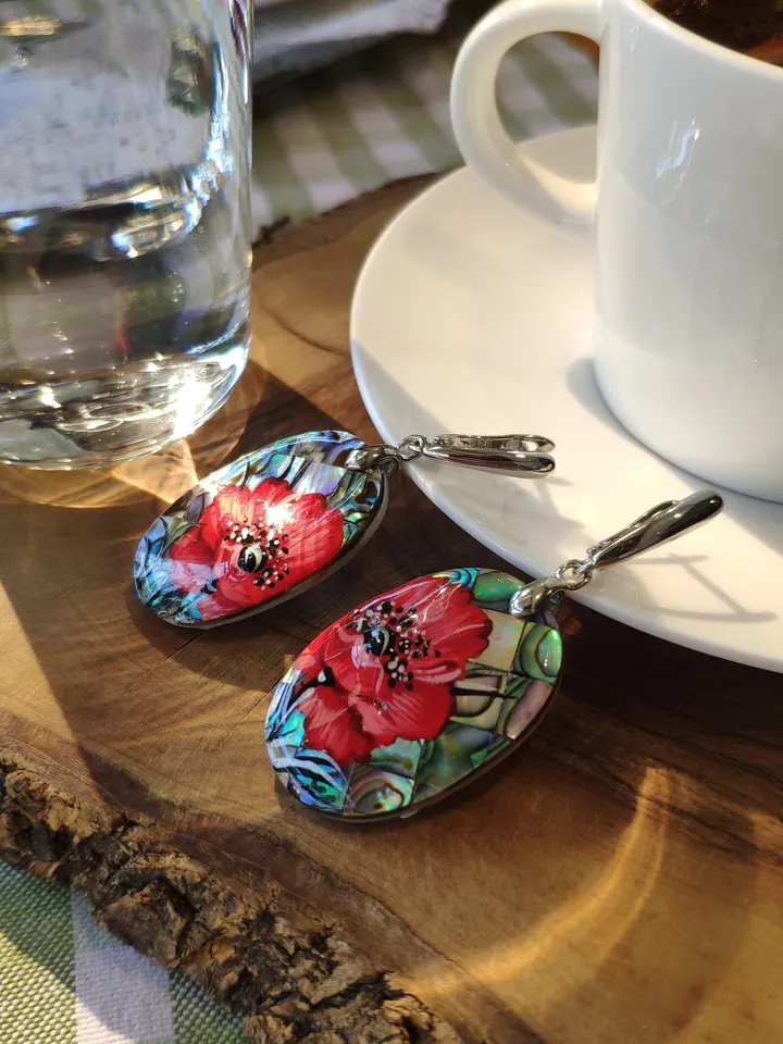 Pearl earrings: Delicate red Poppies flowers painted on Elegant earrings. Aesthetic floral design on unique handmade jewelry. Gift for her