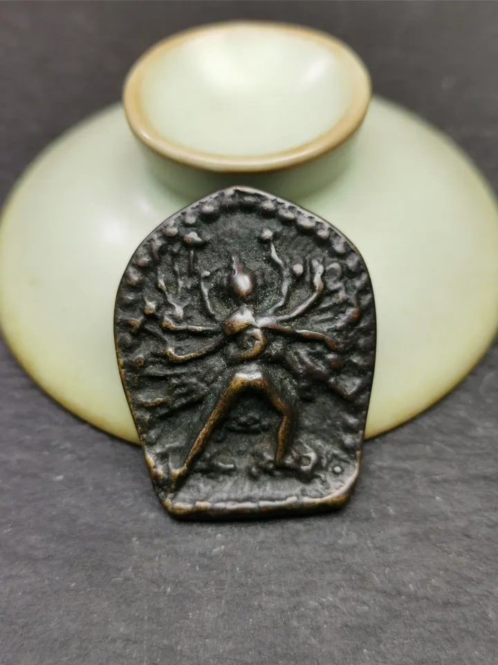Gandhanra Acient Tibetan Buddhism Kalacakra-vajra Amulet Badge,60 years old,Made of Thokcha, 1.5" × 1.22"