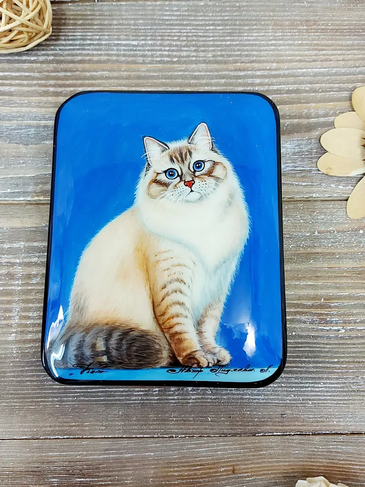 Beautiful Russian Lacquer Box"Fluffy cat" Hand painted miniature painting jewelry box Mother of pearl Papier mache Art gift Fedoskino