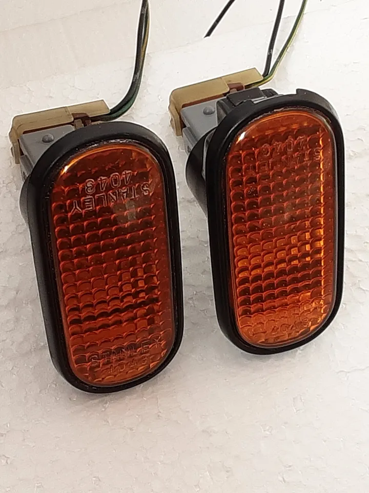 JDM HONDA ( INTEGRA DC2,DB8,Type-R, CIVIC EG6,EG9, DELSOL CRX) AMBER SIDE MAKER
