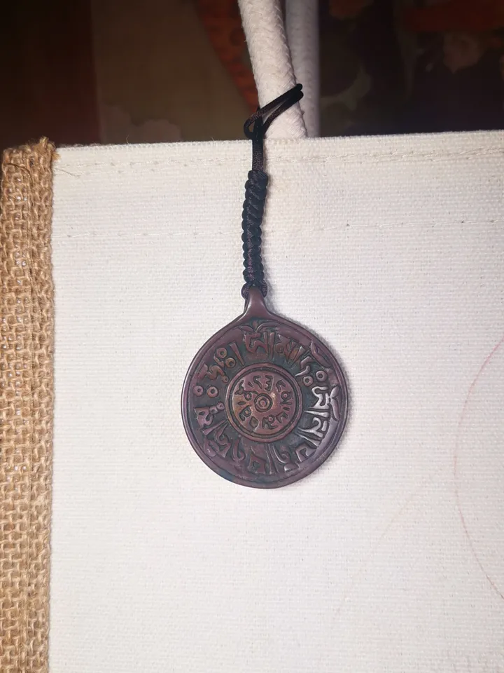 Gandhanra Antique Tibetan Buddhist Protective Amulet Pendant,SIPAHO(srid pa ho),Om Mani Padme Hum,70 Years Old