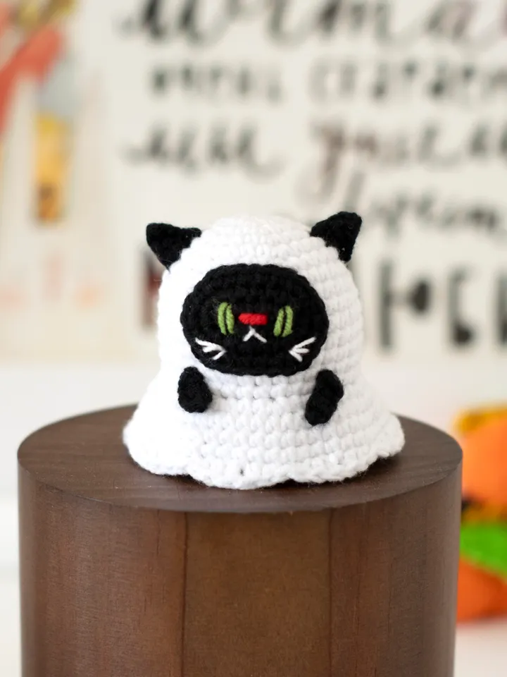 Cute cat ghost miniature monster toy, Halloween kids gift, Halloween sign, Halloween party table creepy cute decor