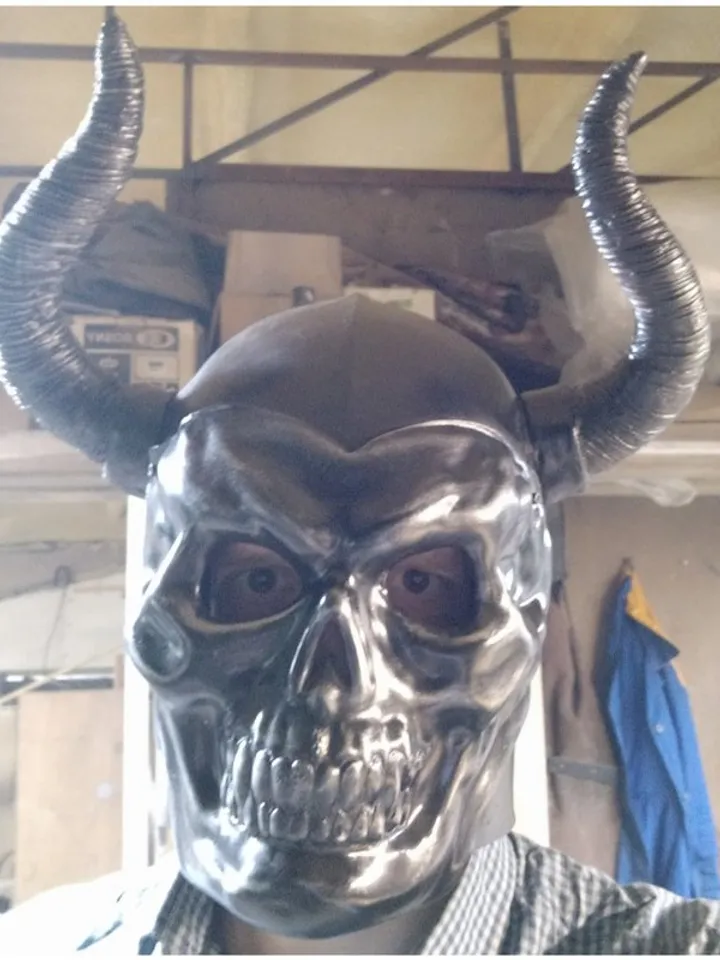 Warhammer helmet - horned helmet - warhammer cosplay - LARP - LARPJ - cosplay co