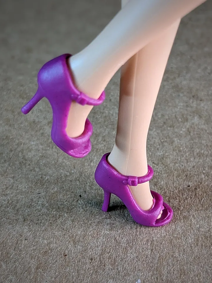 Purple high heel sandals for 1/6 scale female dolls