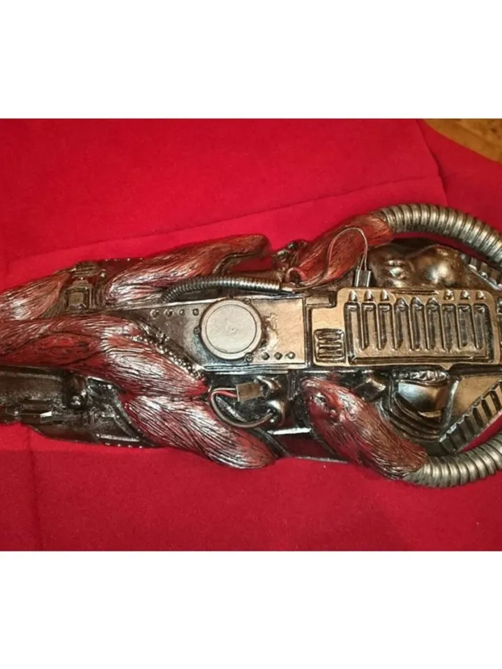Warhammer 40000 cosplay Bracers Biomechanics-style. Biomechanical distortions