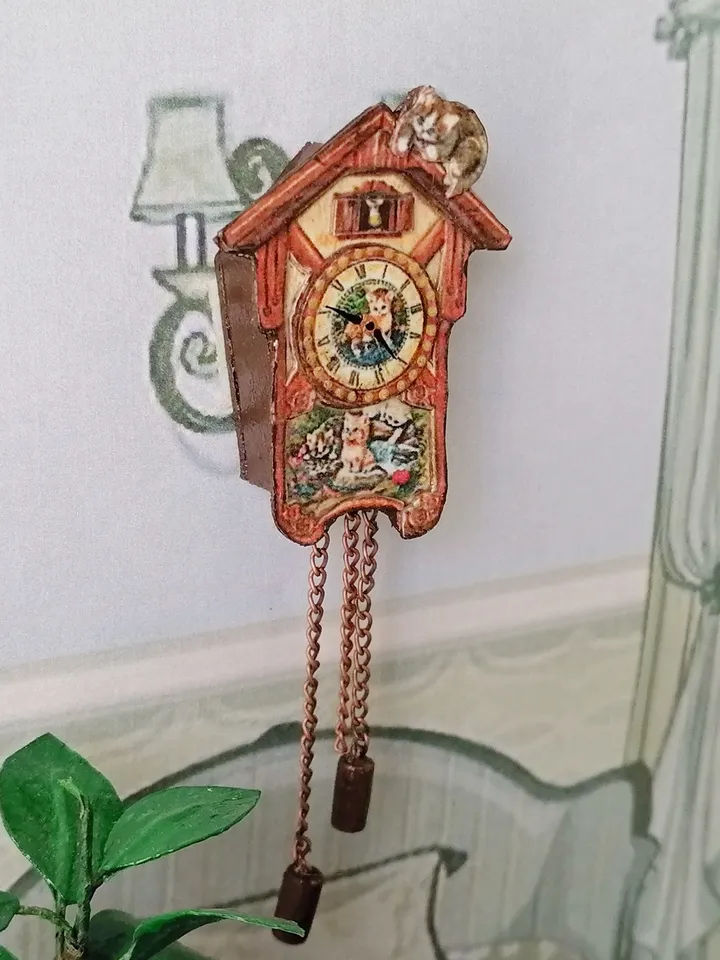 Dollhouse clock. Scale 1:12
