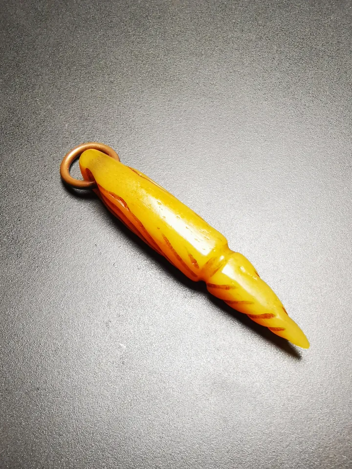 Gandhanra Tibetan Bone Carved Amulet Kila(Dorje Phurba), Skull Smasana Pattern,Hand-Carved Counter Pendant for Mala,Prayer Beads