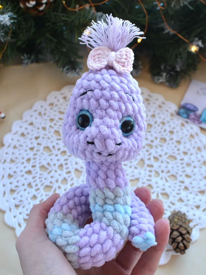 Christmas Snake Crochet Pattern, Snake Crochet Pattern, Easy Snake Plushie Pattern, PDF Download, Beginner Friendly Amigurumi