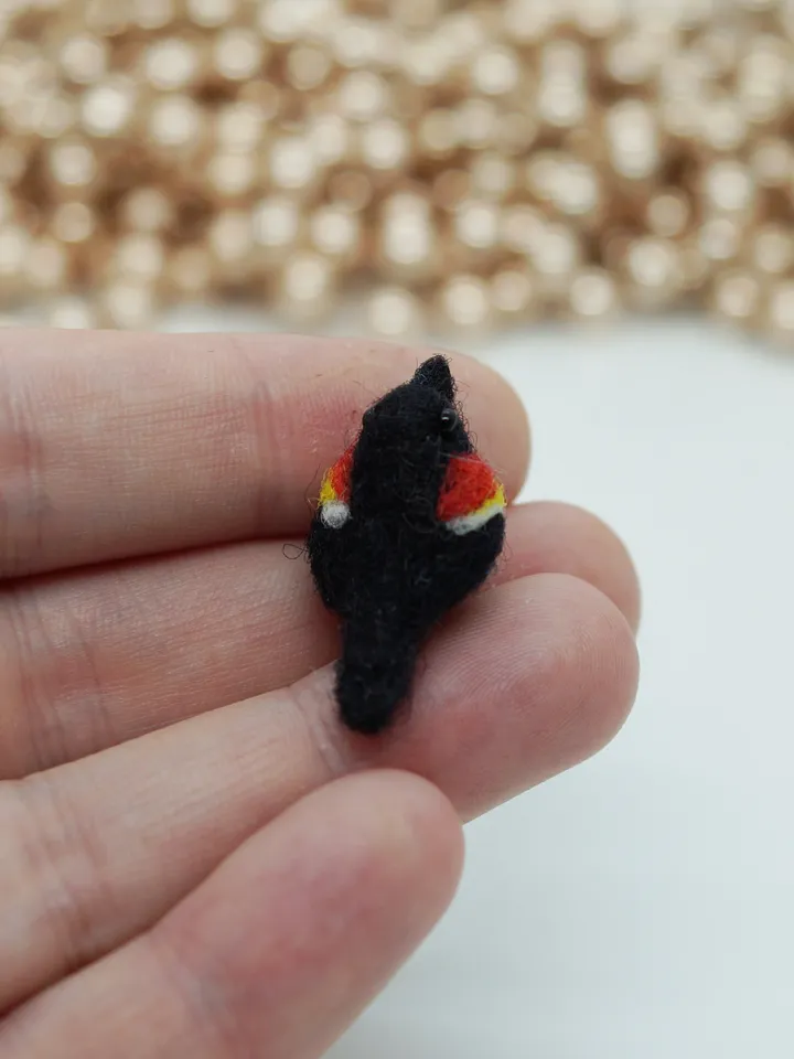 Red-winged blackbird, miniature needle felted blackbird, tiny bird, made to order