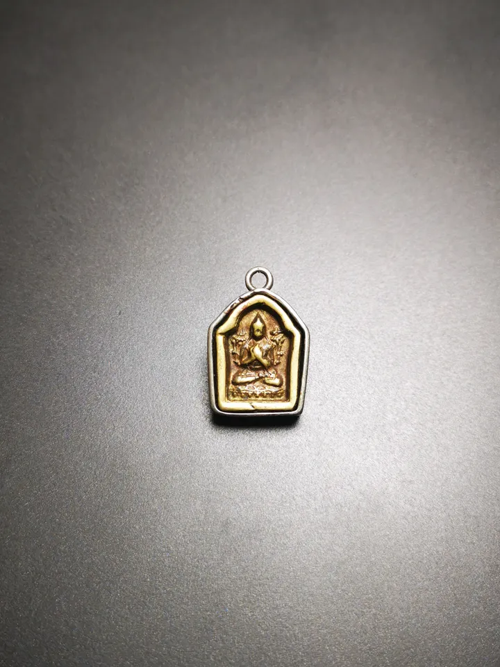 Gandhanra Antique Tibetan Buddhist Protective Pendant,Je Tsongkhapa Amulet,Losang Drakpa,Je Rinpoche,Made of Cold Iron,,Inlaid with Sliver