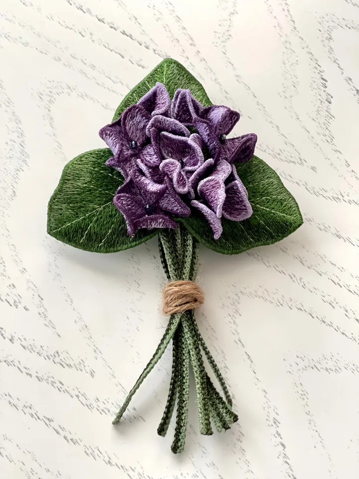 Machine embroidery design three-dimensional flower “Bouquet of violets”