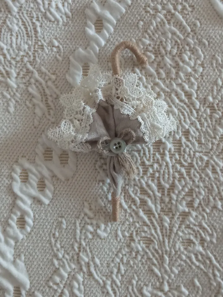 Umbrella handmade linen brooch on a pin/women's accessories/women's jewellery/gift for her/Mather Day gifts/grandma gift