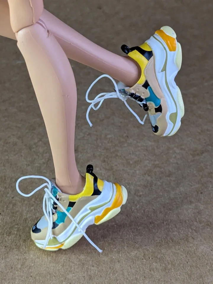 Beige, Green & Yellow sneakers for 11 inch female dolls (MH g1, g2, g3 or EAH)
