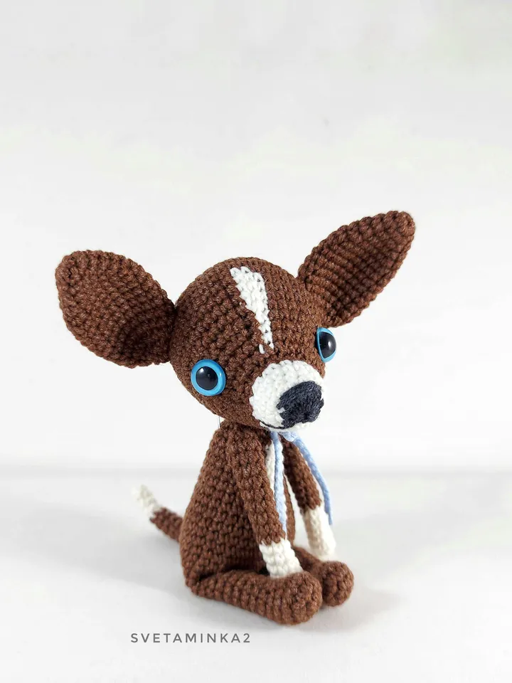 Crochet Chihuahua Amigurumi Dog Pattern. Digital Download. PDF.