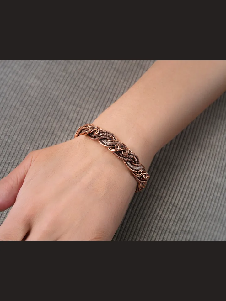 Copper bracelet for woman, Antique style, Handcrafted wire woven copper jewellery, One of kind braided statement bangle, Handmade oxidized pure copper jewelry, Pain relief, EMF protection