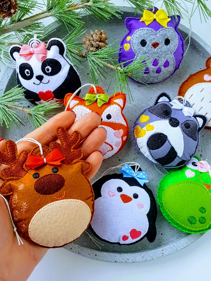 ITH Christmas Ball Ornaments Animal Faces Embroidery Design Set, Felt Tree Decorations Pattern, 4x4 Hoop File