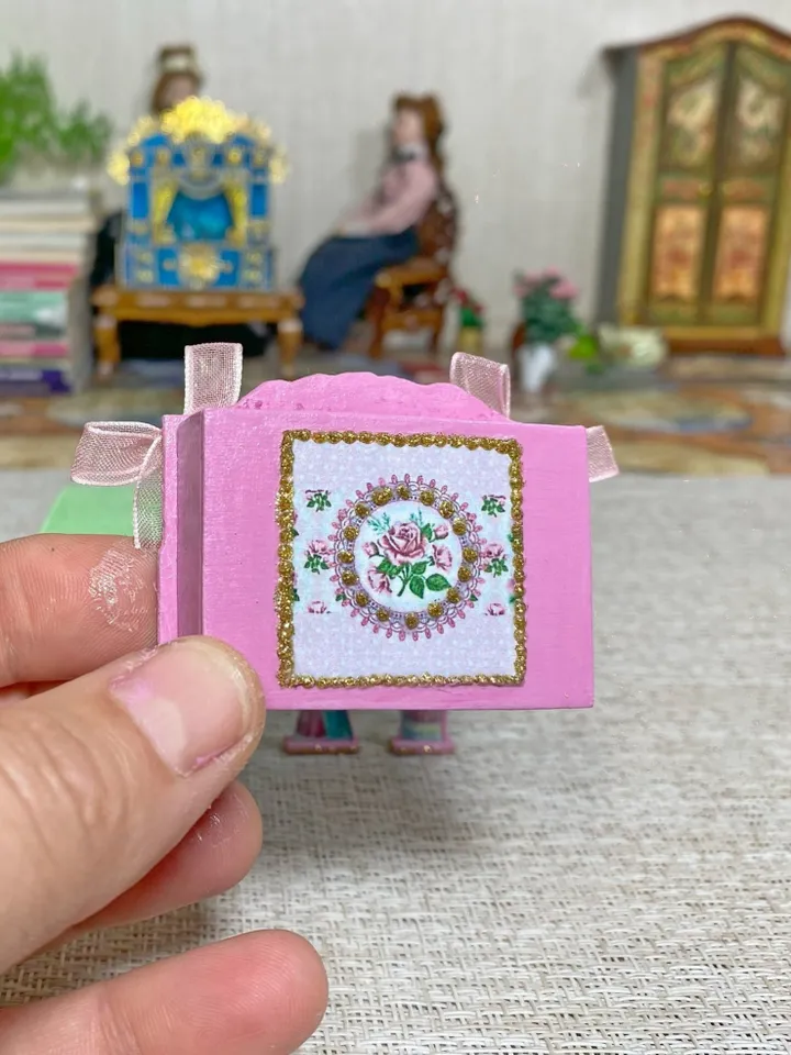 DIGITAL DOWNLOAD FOR PRINT. TUTORIAL.Video master class on creating a puppet theater.1:12