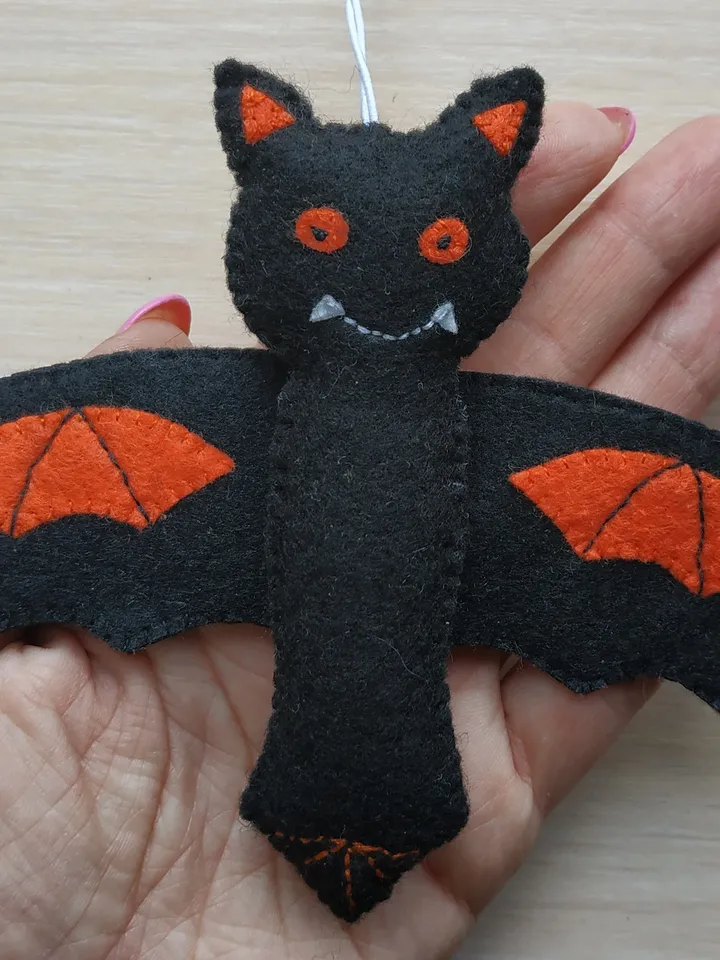 Halloween bat, bat ornament, Halloween ornament, Halloween décor, plush bat toy, Halloween gift, felt bat toy, Halloween decoration, autumn thanksgiving, baby room décor, felt animals toy