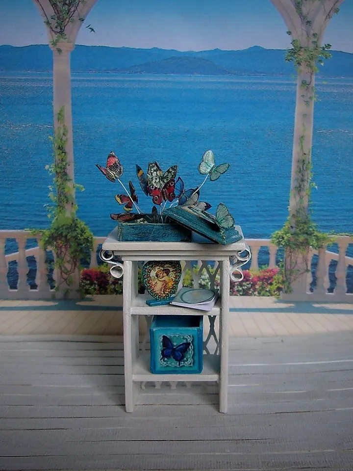 Doll furniture and accessories in scale 1:12.1:12 scale.