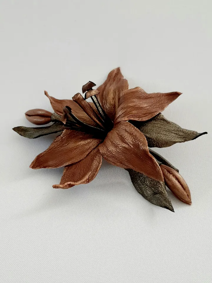 Leather brooch brown lily for her , 3rd anniversary gift for wife, Leather women's jewelry