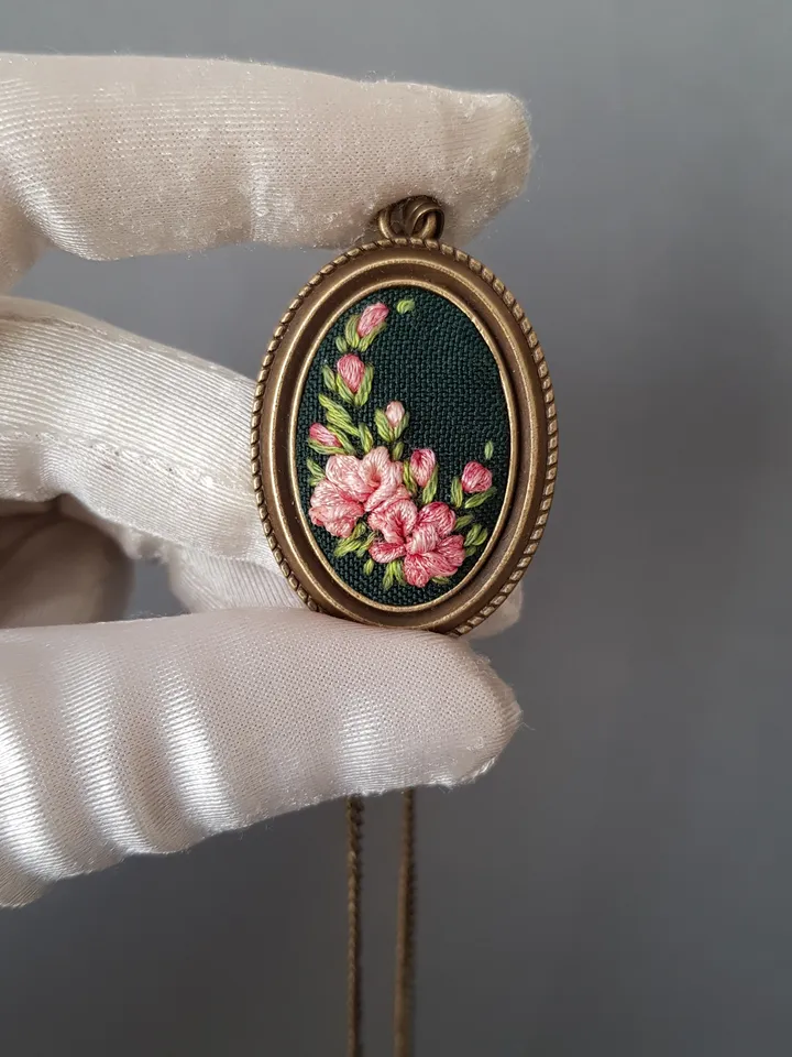 Hand embroidered pendant for her, 4th wedding anniversary gift, Christmas gift and Mother day gift