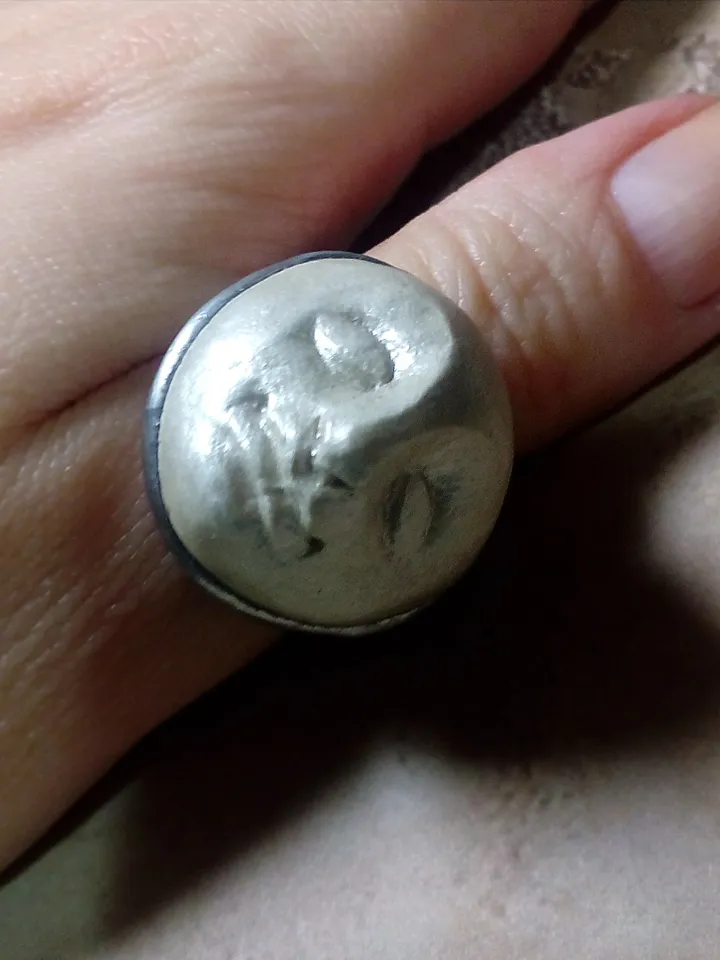 Moon face ring, moon Goddess ring, Halloween witchy ring, pearl color head ring