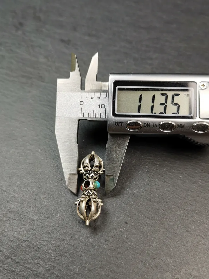 Gandhanra Handmade Tibetan Silver Vajra Amulet for Prayer Bead,Mala Pendant,32mm × 11mm