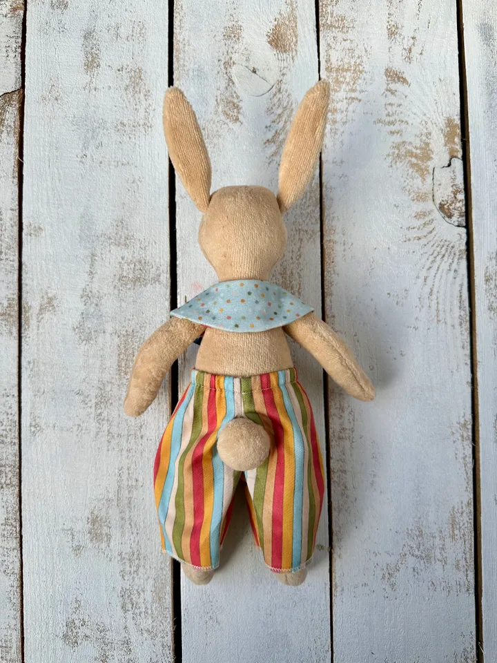 FABRIC BUNNY STEP-BY-STEP SEWING PATTERN AND TUTORIAL