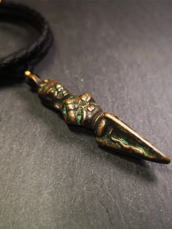Gandhanra Antique Tibetan Amulet ,Vajrapani Phurba,Kila(Dorje Phurba) , Trantic Buddhism Ritual Implement Pendant,Made of Copper,2.6"