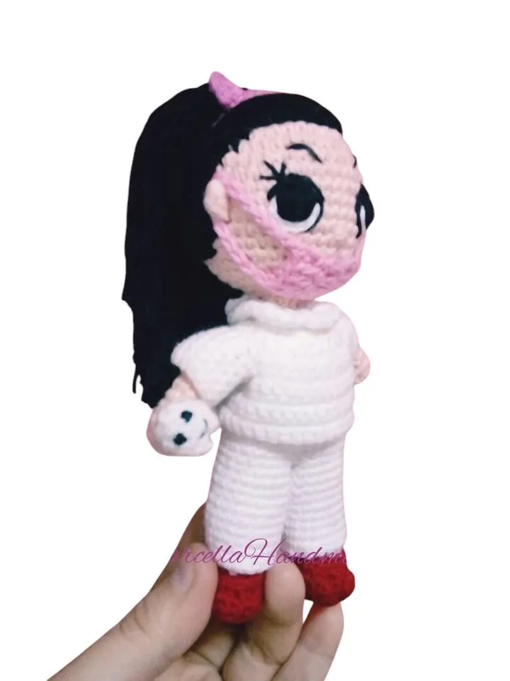 Mini Dentist Amigurumi โ 15 cm Crochet Professional Doll โ Handmade Tooth Plush โ Dentist Gift โ Odontology Decor โ Embroidered Eyes