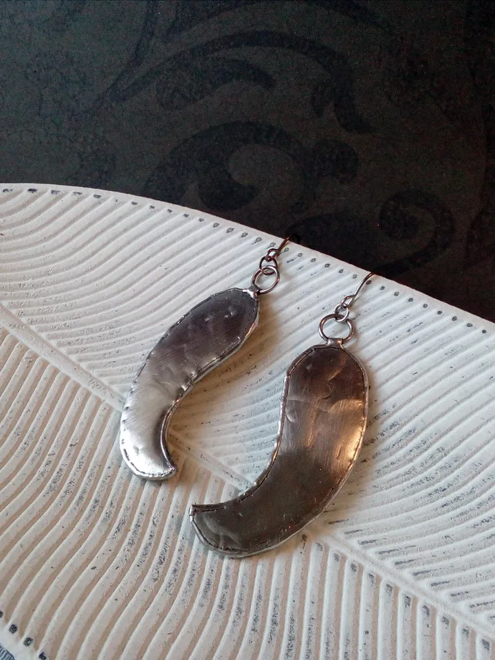 Wavy mirror earring, simple stained glass, Pepper earrings, glass earrings, kawaii earrings, Dangle earrings