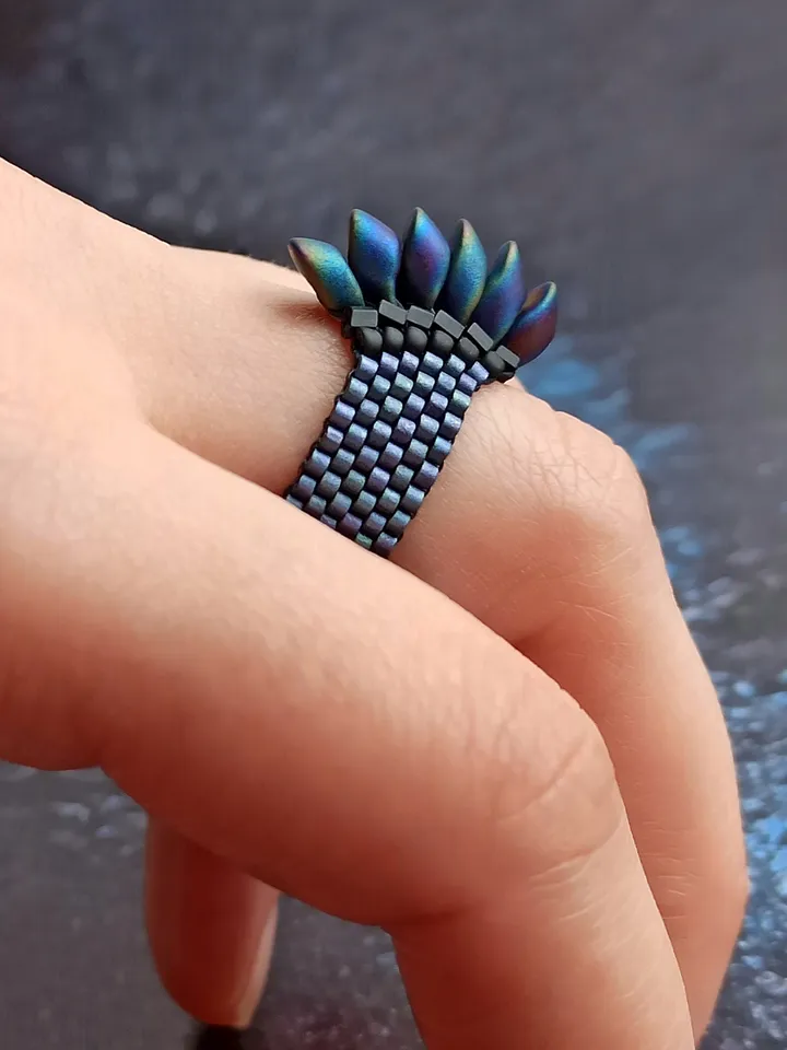 PDF tutorial - Beaded Dragon scales ring