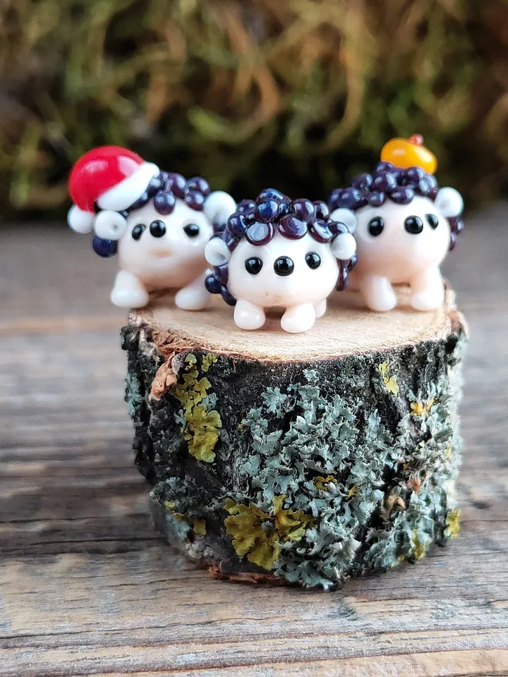 MINIATURE ANIMALS Hedgehog figurine Hedgehog miniature Baby Hedgehog Glass Hedgehog decor Hedgehog gift Tiny Hedgehog Fairy garden animal