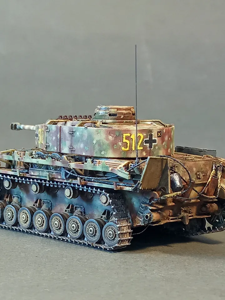 Pro Built model Panzer IV Ausf.J 31 Pz.Reg., 1/72 scale