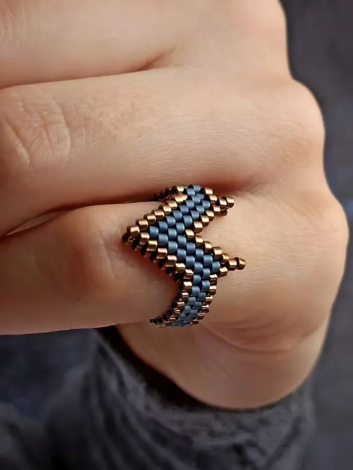 PDF tutorial - Beaded Arrow ring