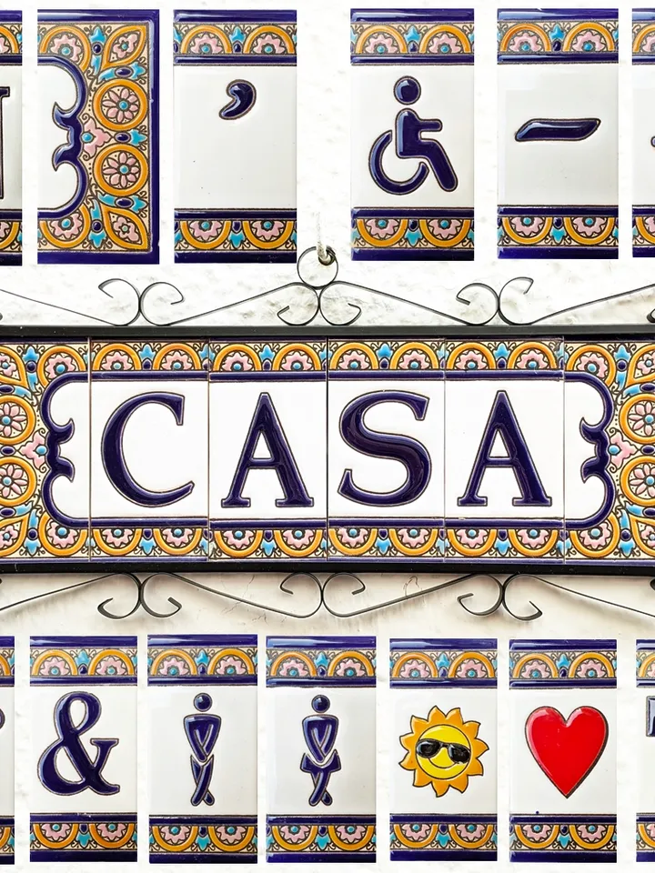 Ceramic letters and numbers 11cm (4.3") for the wall - Hand-glazed in Spain - "ARCOS-AZUL" models - Ceramic letters number -