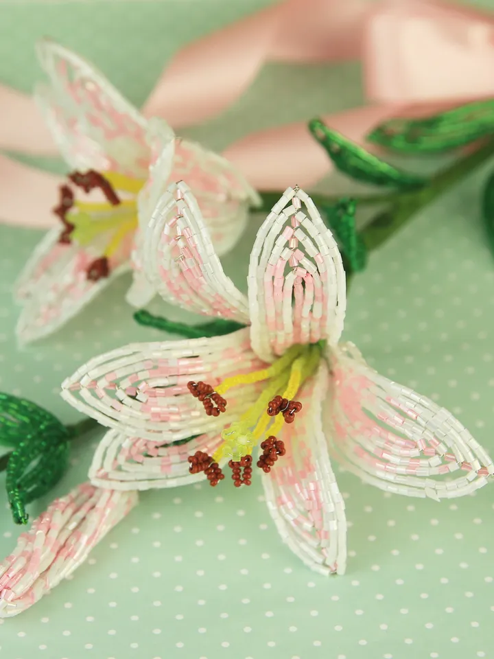 Beaded Flowers pattern | Lilies | Seed bead patterns | Beadwork pattern | Digital Download - PDF