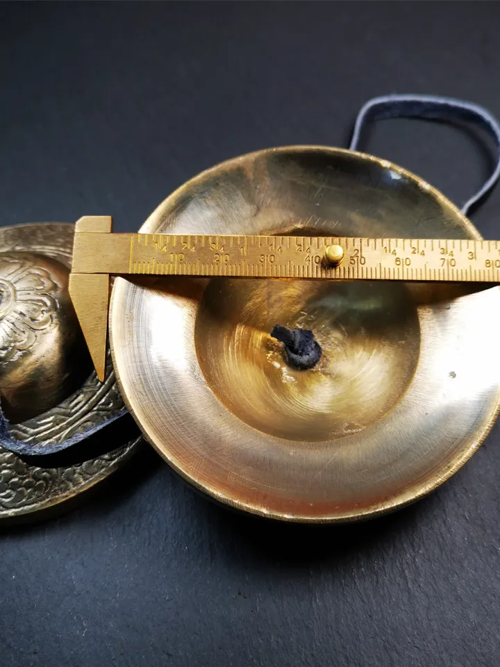 Gandhanra 8.8cm Tibetan Cymbals, Tingsha Bell,Buddhism Ritual Implement,Handmade in Nepal,Special Cloud Pattern