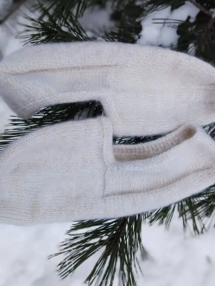 Footprints for the home, warming, healing, made of goat fluff, handmade knitted socks