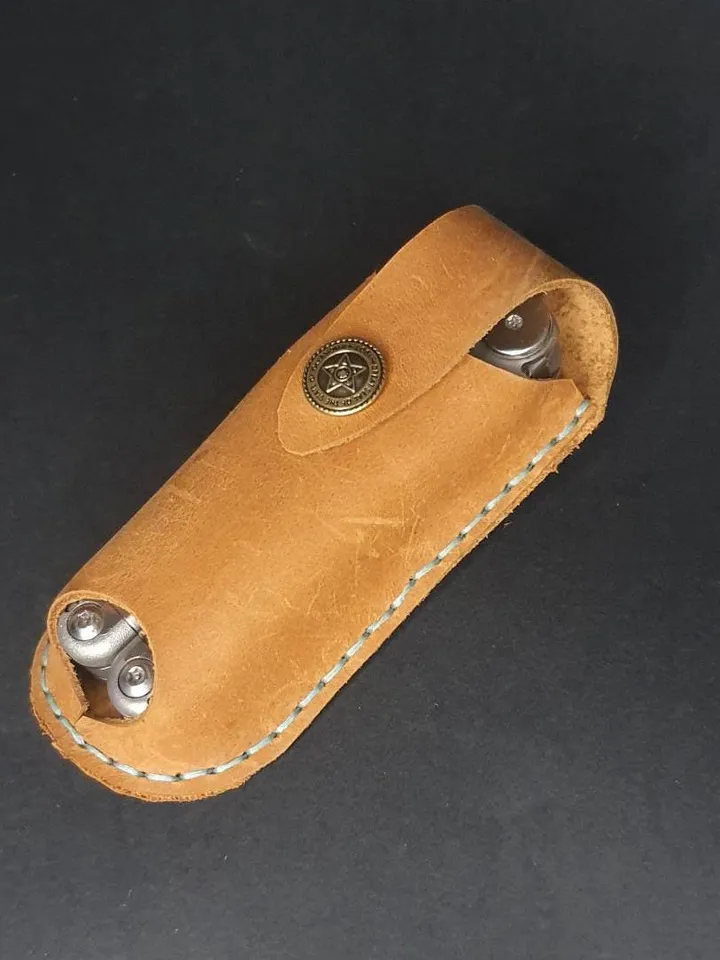 Leatherman genuine Leather EDC Multi-Tool Carrier Sheath