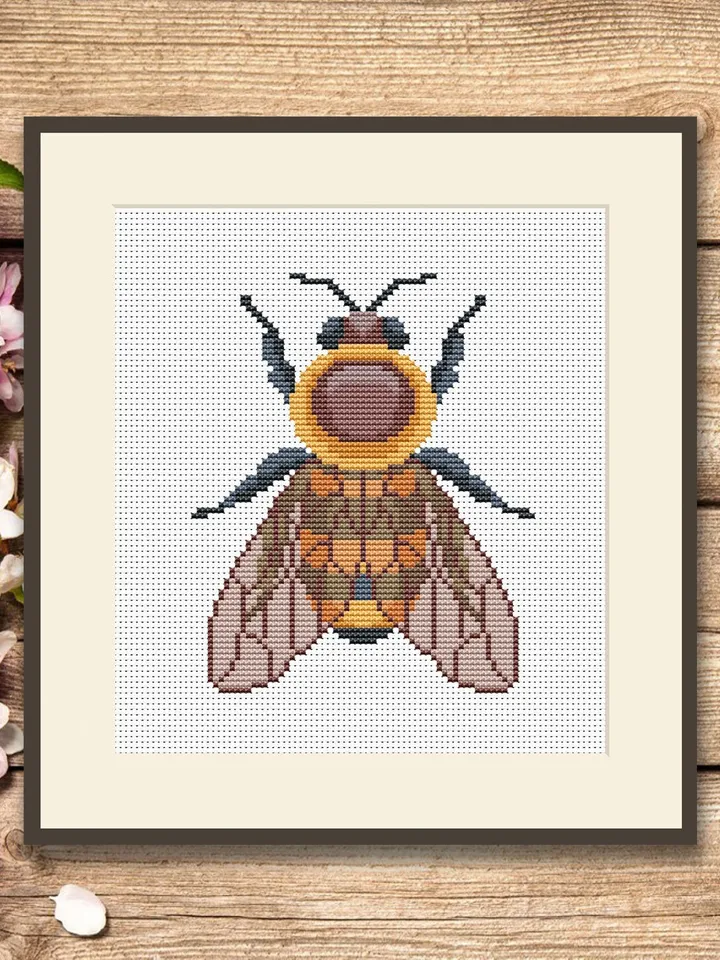 The Bee Cross Stitch Pattern, Summer Cross Stitch Pattern, Embroidery Bee, Insect Cross Stitch Pattern, Modern Cross Stitch Pattern #anm008