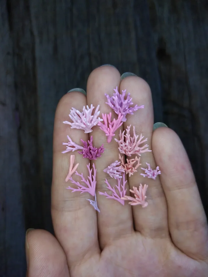 Set of miniature corals shades of pink, tiny corals for diorama, dollhouse or resin art